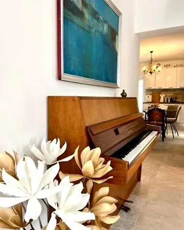 公寓 The Three Flowers Pool House