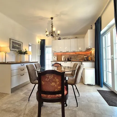 The Three Flowers Pool House * Trogir