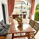 The Three Flowers Pool House *