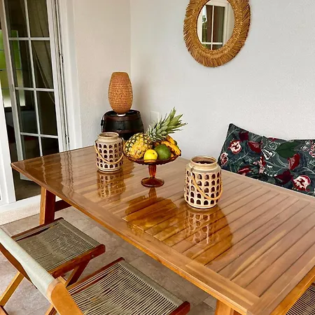 Apartment The Three Flowers Pool House Trogir